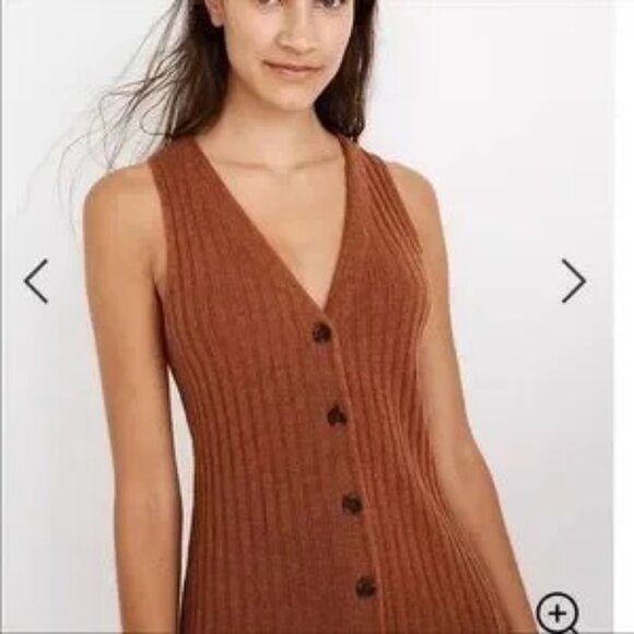 Madewell midi button front V-neck tank ribbed sweater dress in pumpkin - Picture 2 of 10